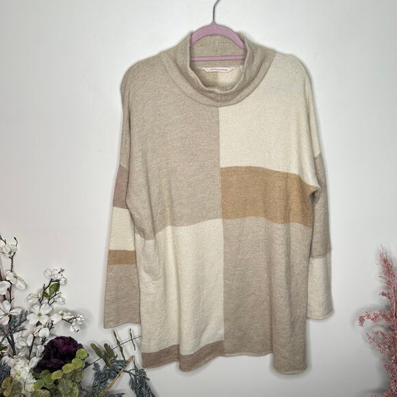 SOFT SURROUNDINGS Quadro Colorblock Turtleneck Sweater Tan Cream {GG49} - Picture 2 of 5